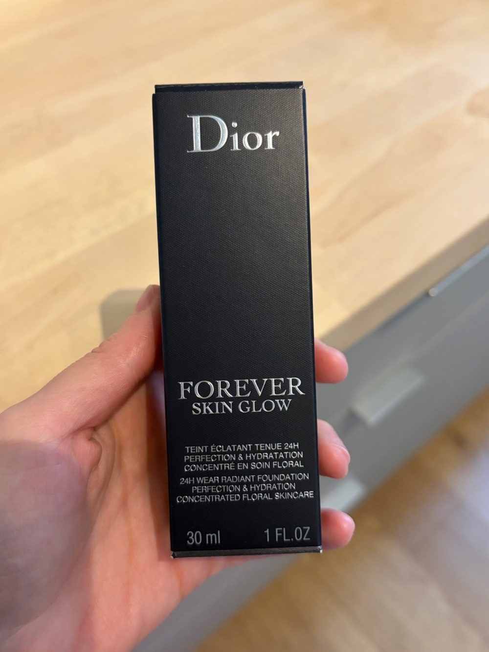 Dior Forever Skin Glow Foundation
